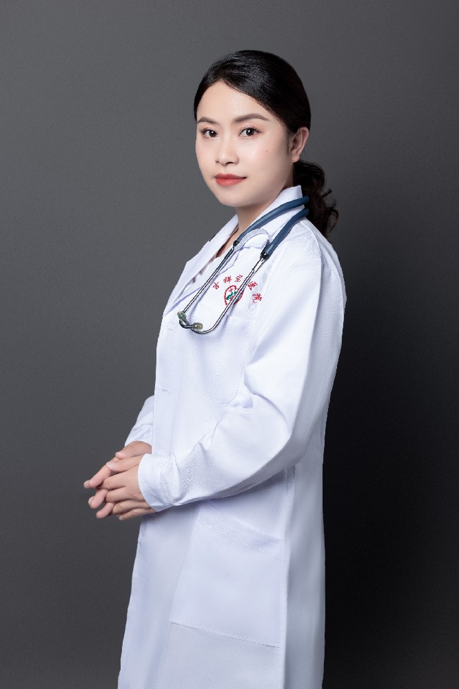 李露